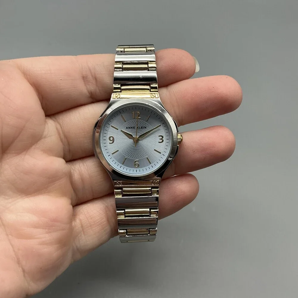 Anne Klein see photos